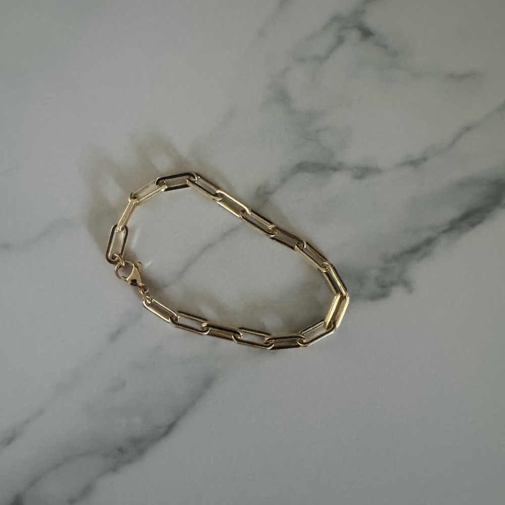 HRH COLLECTION Iconic Chain Paperclip Gold Bracelet